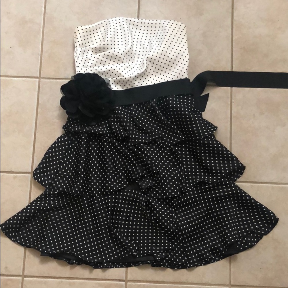 Whitehouse Black Market Strapless Polkadot Dress